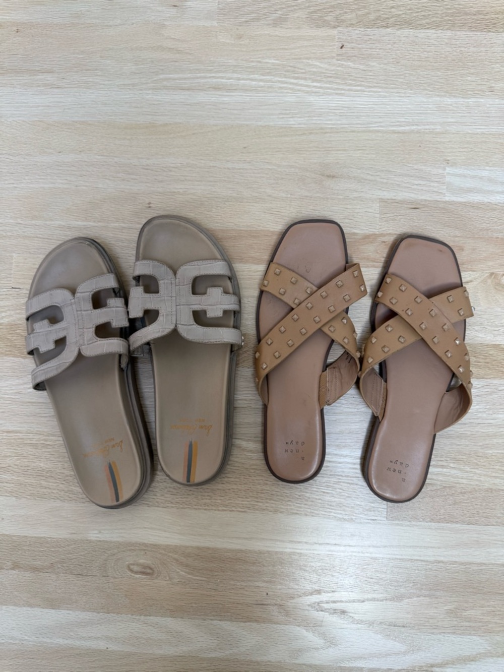 Set of Sandals